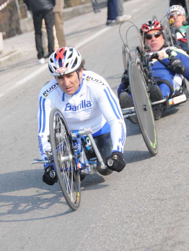 MARATONA DA RECORD CON ZANARDI E I CAMPIONI PARALIMPICI