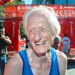 ED WHITLOCK WR NELLA MARATONA M80: 3h25’40”