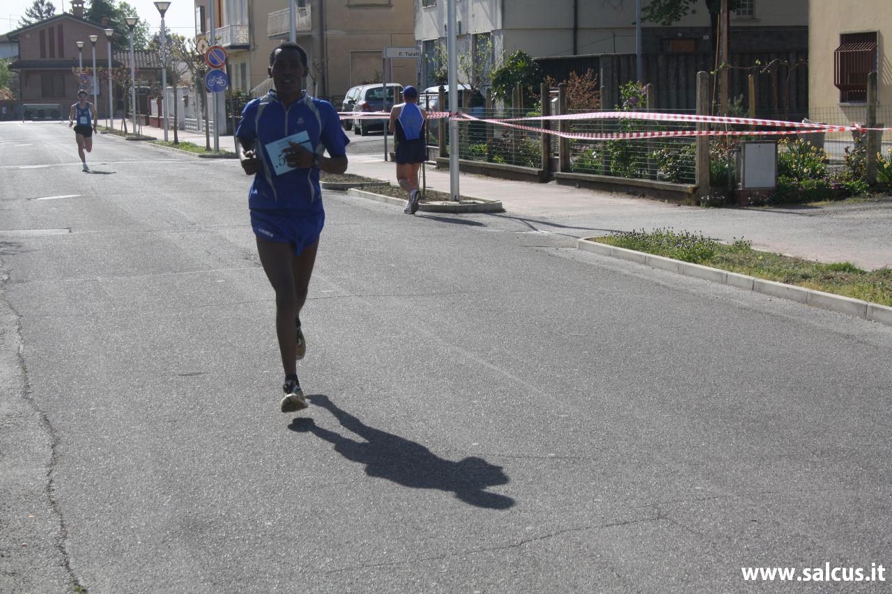 Ayanu Melese Bekele vince alle Zampine