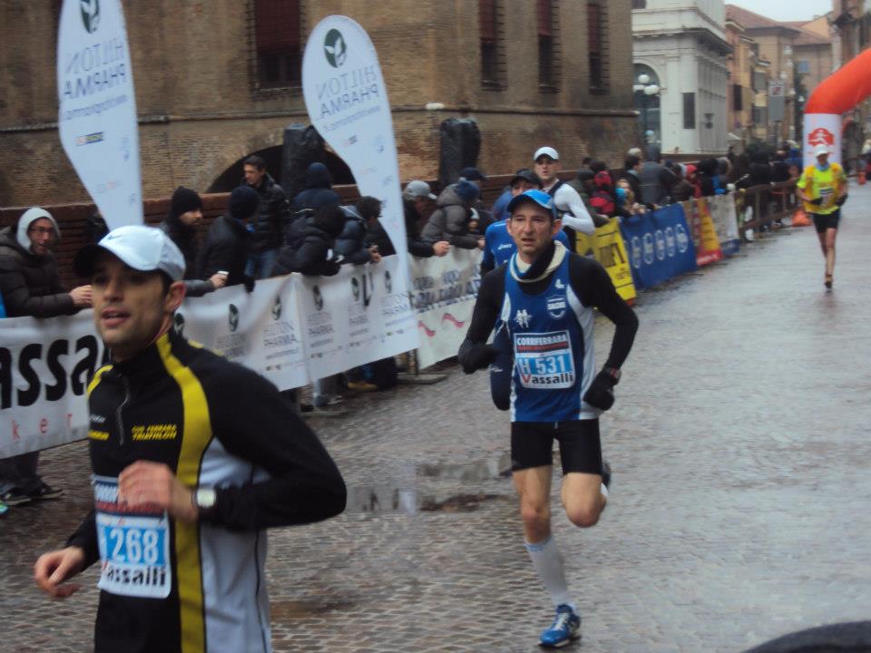 FERRARA MARATHON E HALF MARATHON LA PIOGGIA E VENTO LA PENALIZZANO