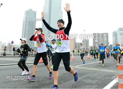 FILIPPO ONGARO E STEFANIA PREARO ALLA MARATONA DI TOKYO