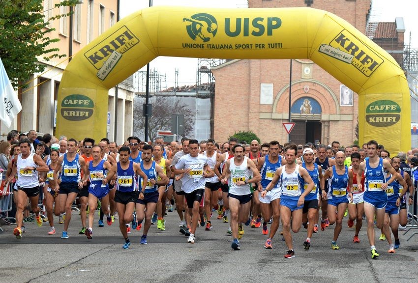 Una festa del podismo per la tradizionale ‘In sla rota ad Po’